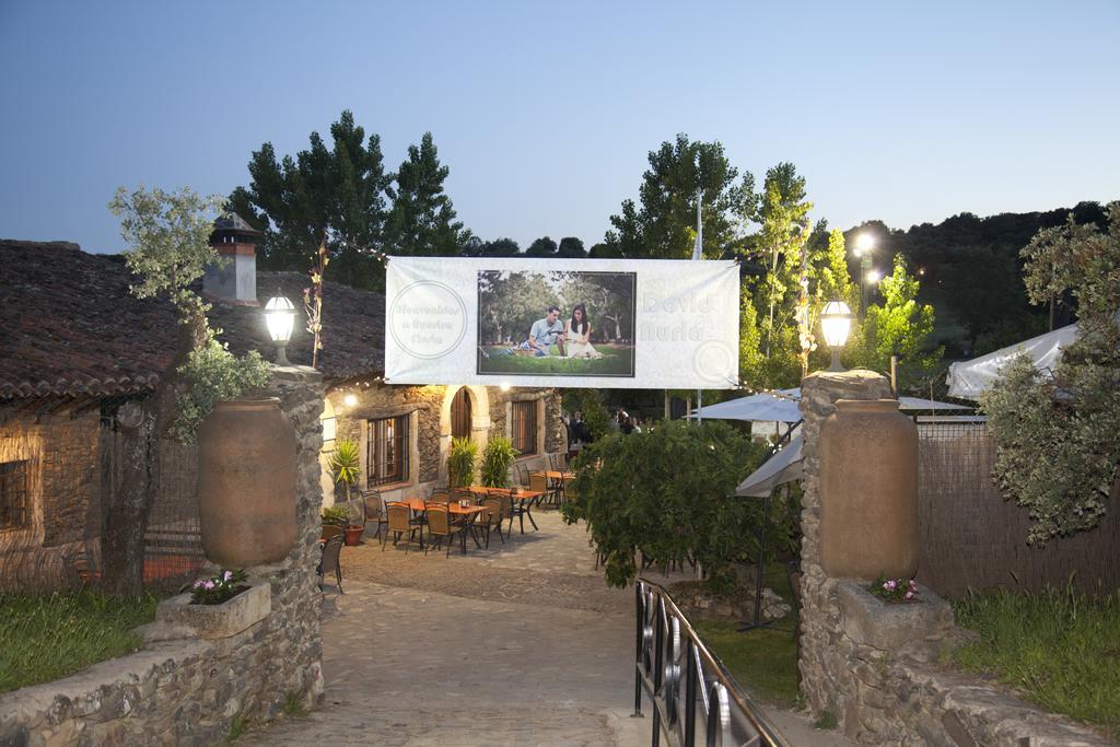 ホテルComplejo Rural El Prado Logrosán エクステリア 写真
